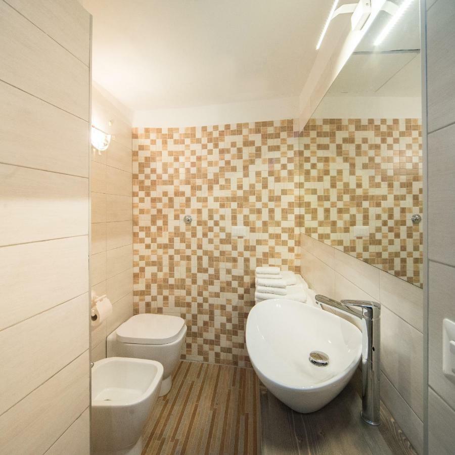 Appartement Palazzo Ricca Guarducci 2 à Montefiascone Extérieur photo